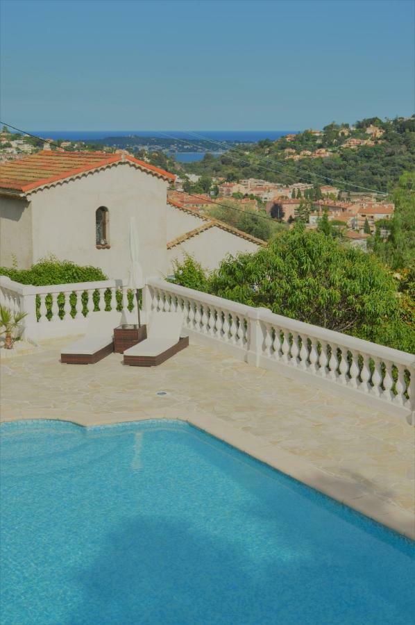 Villa La Terre Des Lauriers Vallauris Buitenkant foto