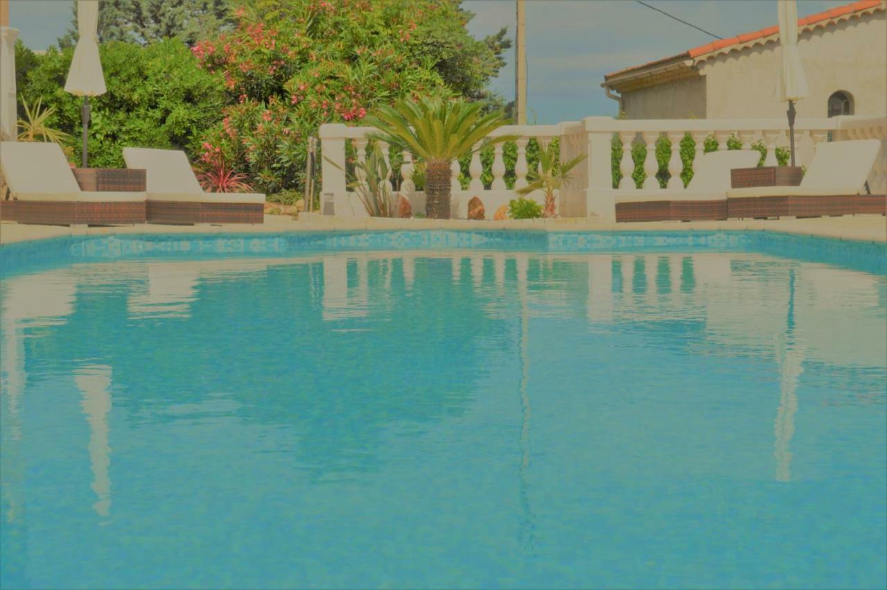 Villa La Terre Des Lauriers Vallauris Buitenkant foto