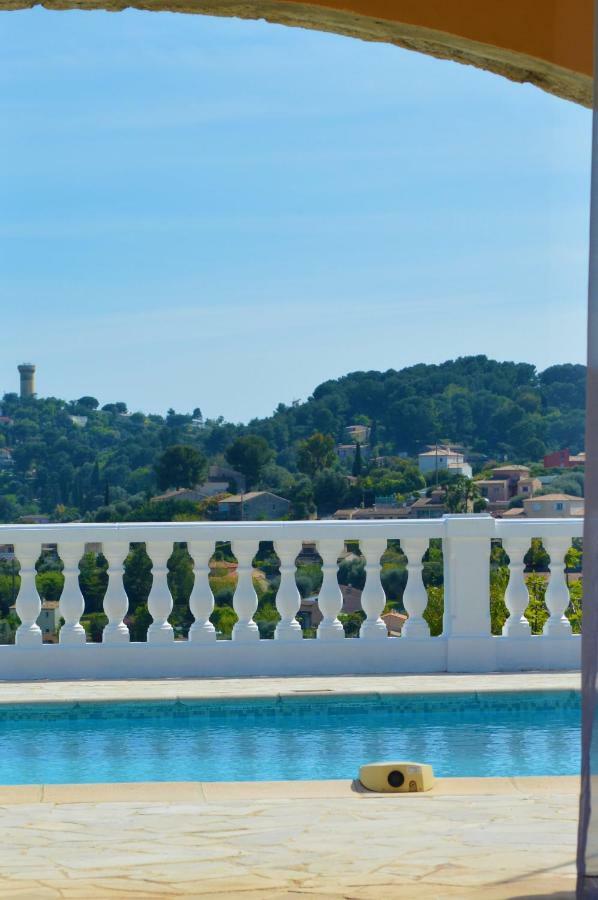 Villa La Terre Des Lauriers Vallauris Buitenkant foto